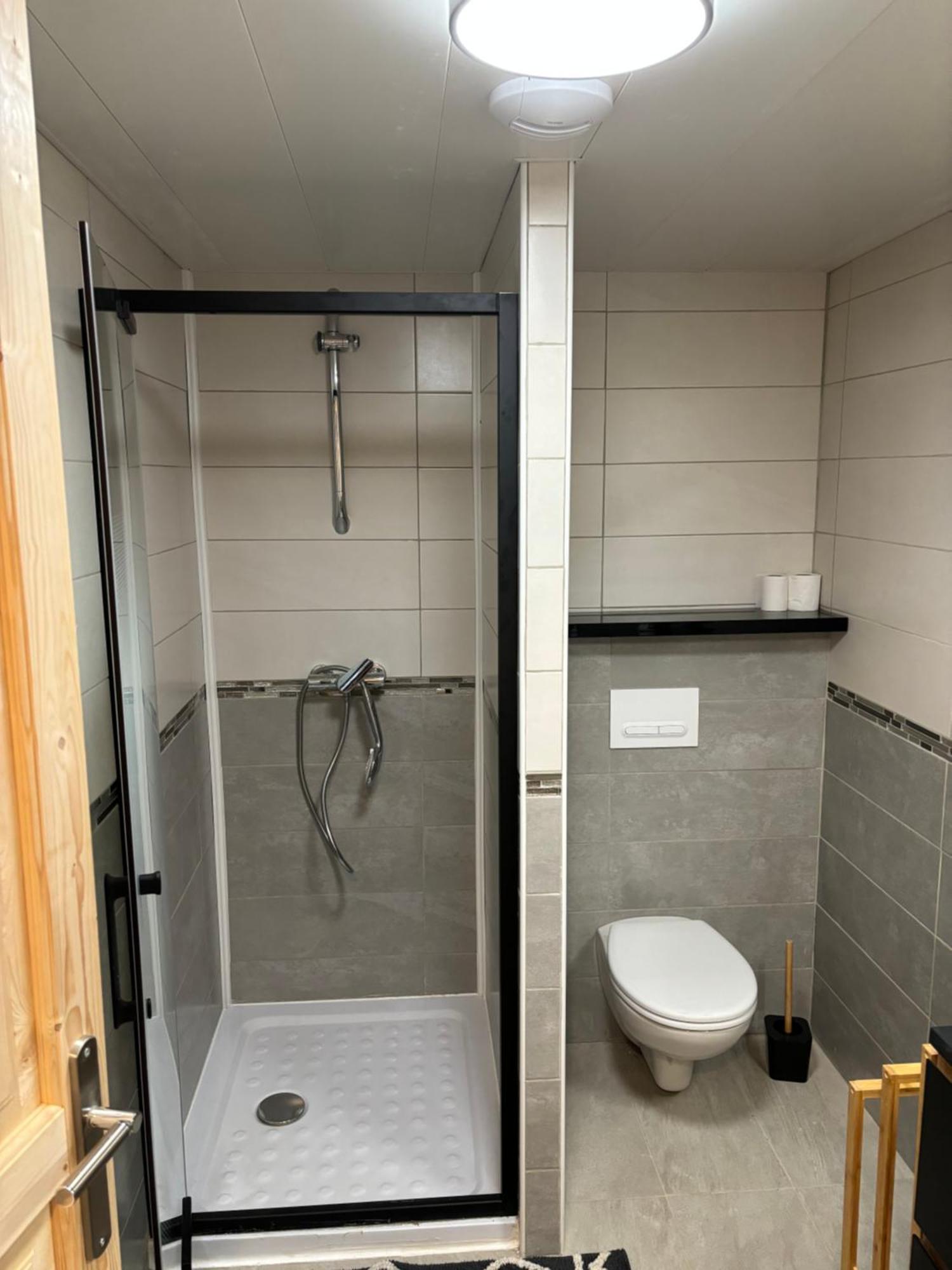 L'Oursiere A Saint Mamet Apartment Ngoại thất bức ảnh